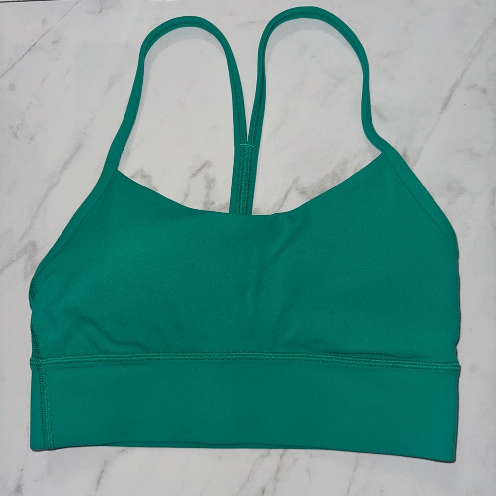 Green lululemon flow y size 4 sports bra